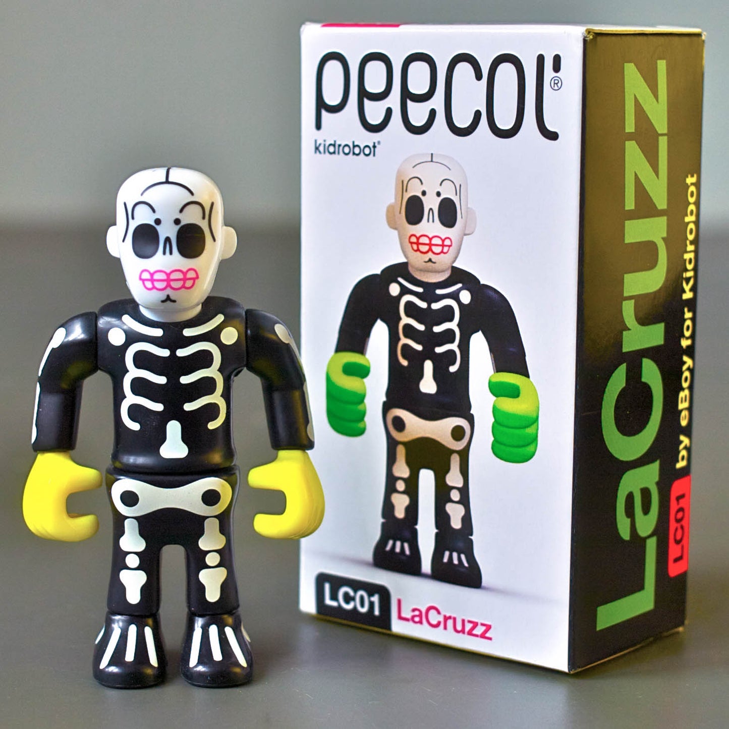 LaCruzz Peecol Toy by eBoy for Kidrobot